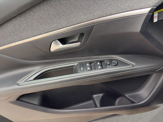 PEUGEOT 3008 1.6 BlueHDi 120CV S&S EAT6 Allure