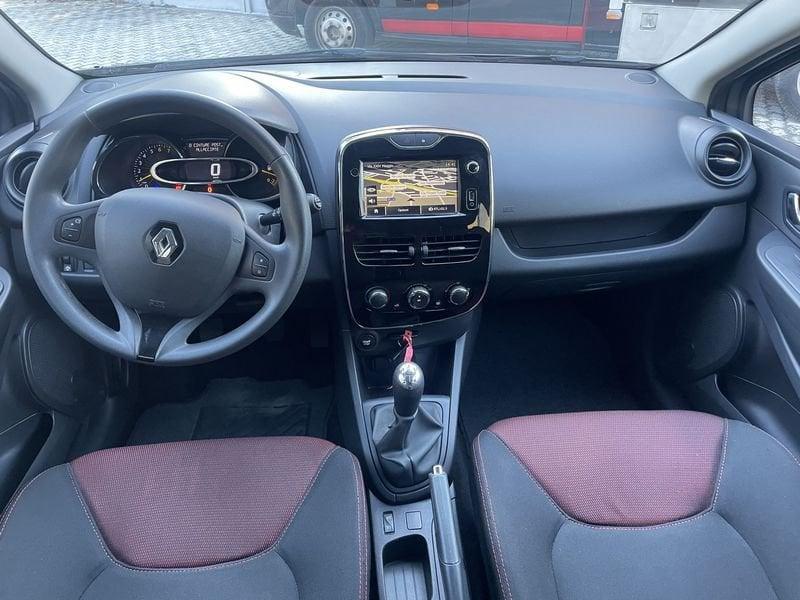 Renault Clio Clio 5p 1.2 Costume National 75cv+NAVI NEOPATENTATI