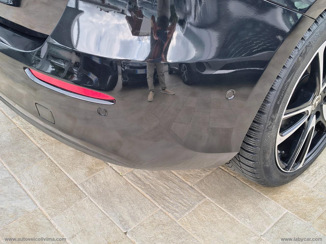 MERCEDES-BENZ A 180 d Automatic Business Extra