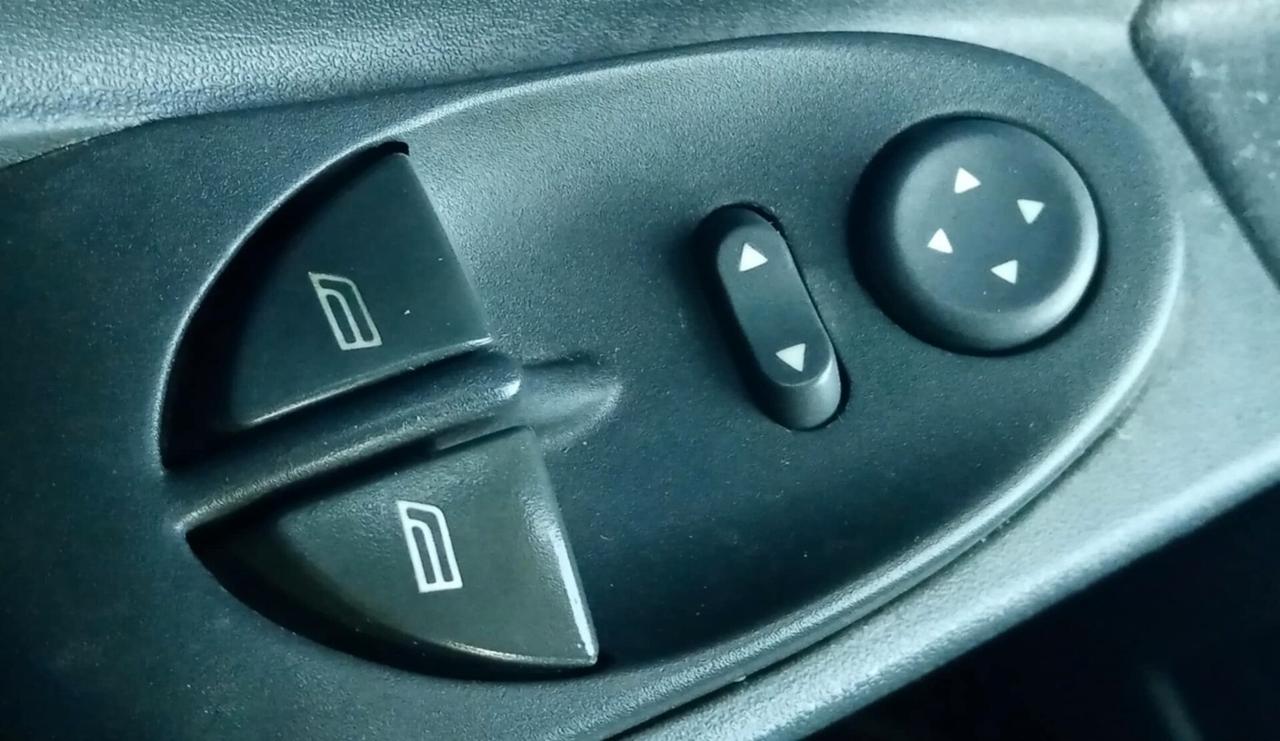 Lancia Y 1.2i cat DoDo