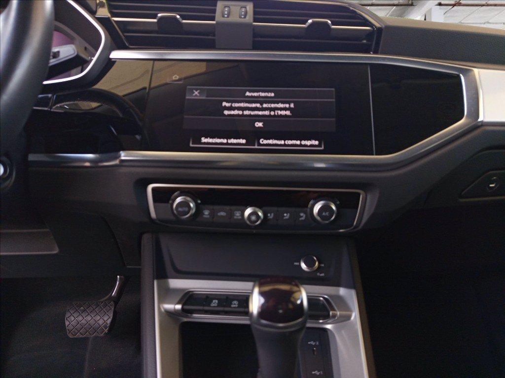 AUDI Q3 35 2.0 tdi Business quattro s-tronic del 2023