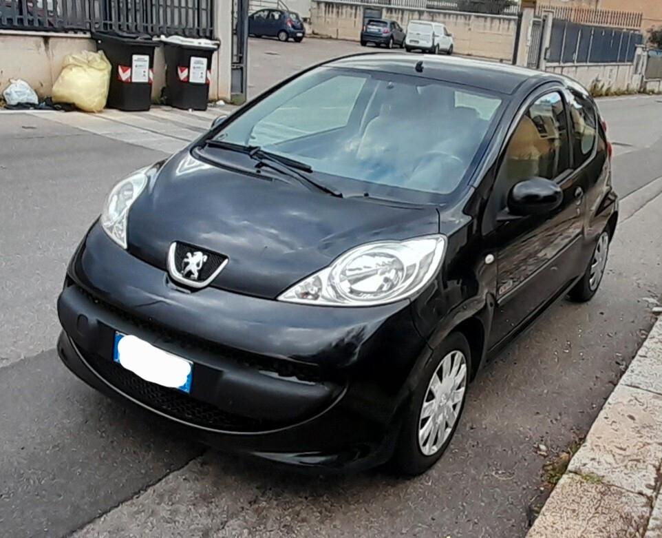 Peugeot 107 1.0 68CV 3p. Sweet Years