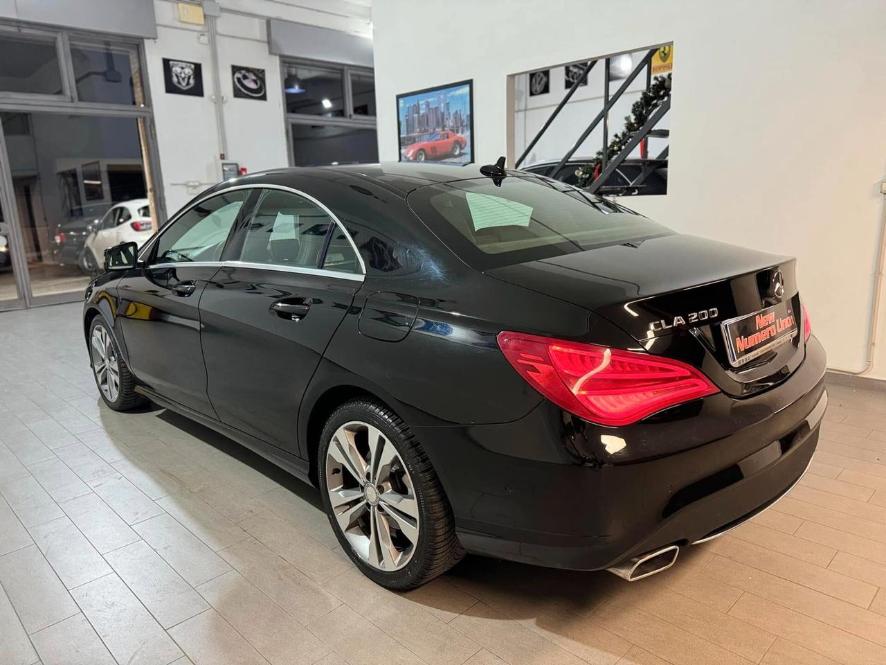 Mercedes-benz CLA 200 Mercedes CLA 200 CDI Sport 136cv 2013