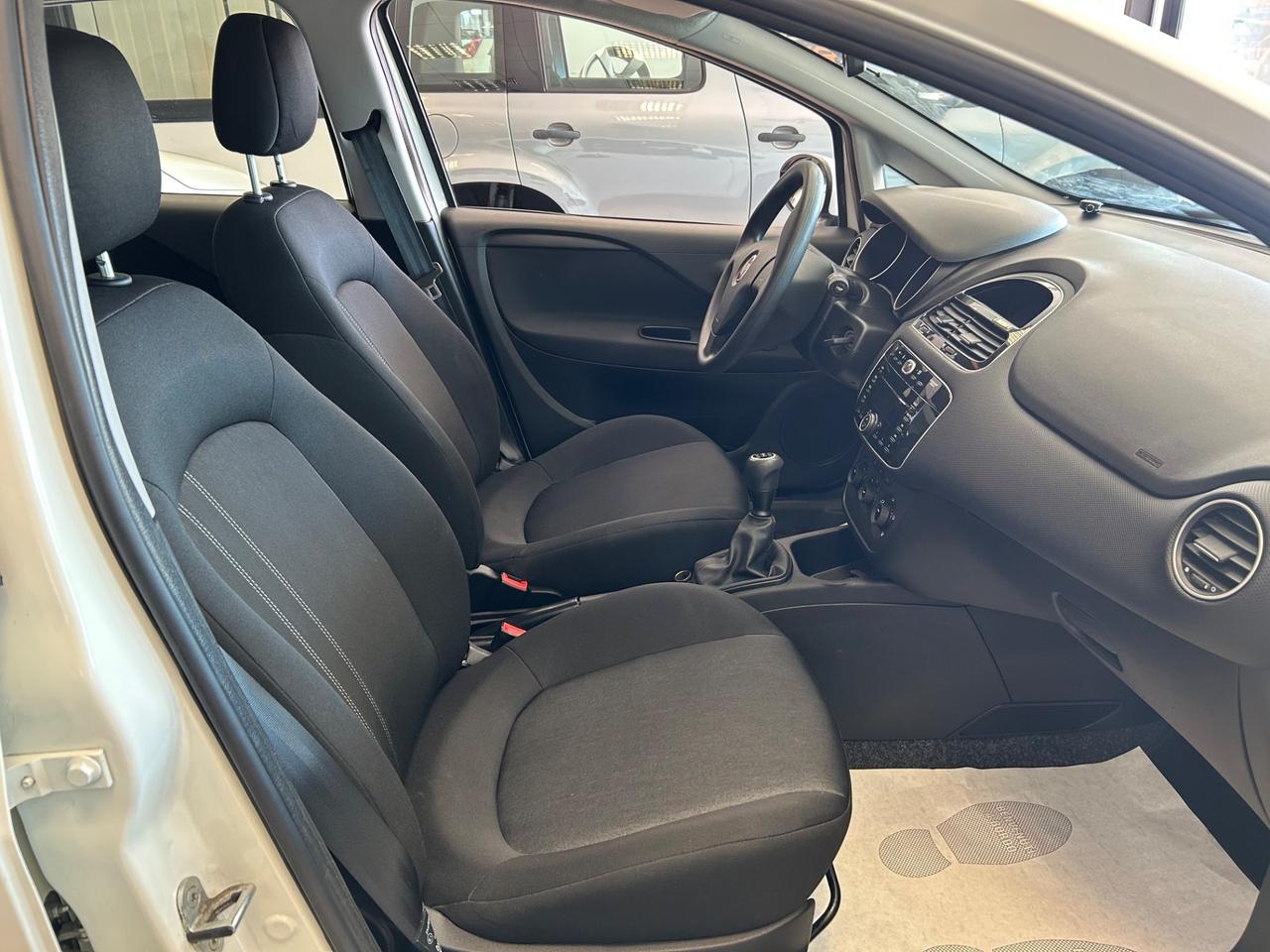 Fiat Punto - 2017 1.3 MJT II 95 CV NEOPATENTATI