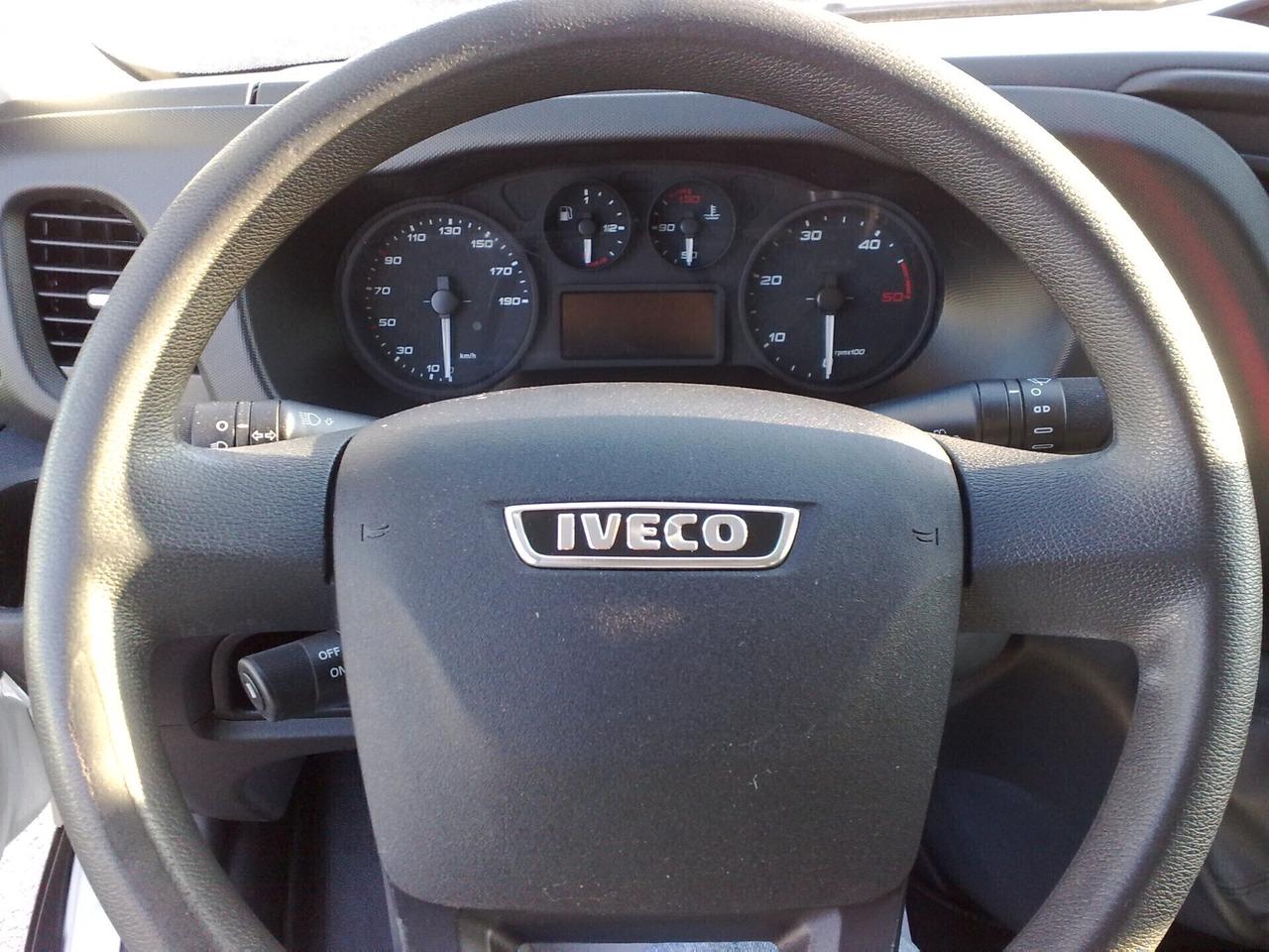 Iveco Daily 35s12 2.3hpt CENTINATO - 2016