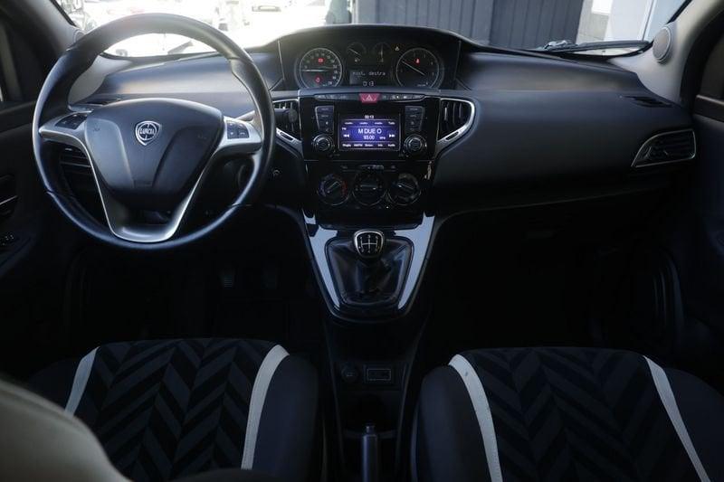 Lancia Ypsilon Lancia Ypsilon 1.3 MultiJet 95cv Stop&Start Platinum Unicoproprietario