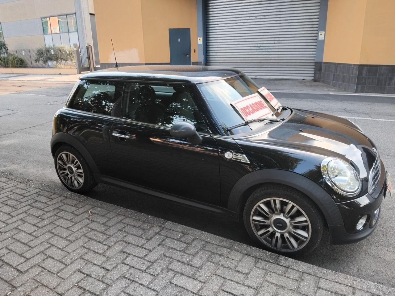 Mini Cooper Coupe 1.6 John Works Coupéb2012