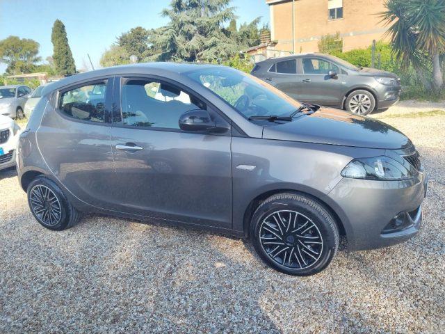 LANCIA Ypsilon 1.0 FireFly 5 porte S&S Hybrid Gold