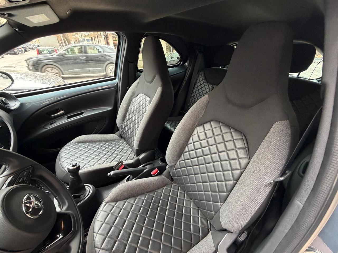 Toyota Aygo X 1.0 VVT-i 72 CV 5 porte Lounge