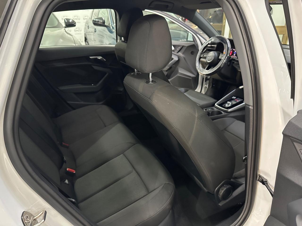 Audi A3 Sedan 35 TDI S line edition