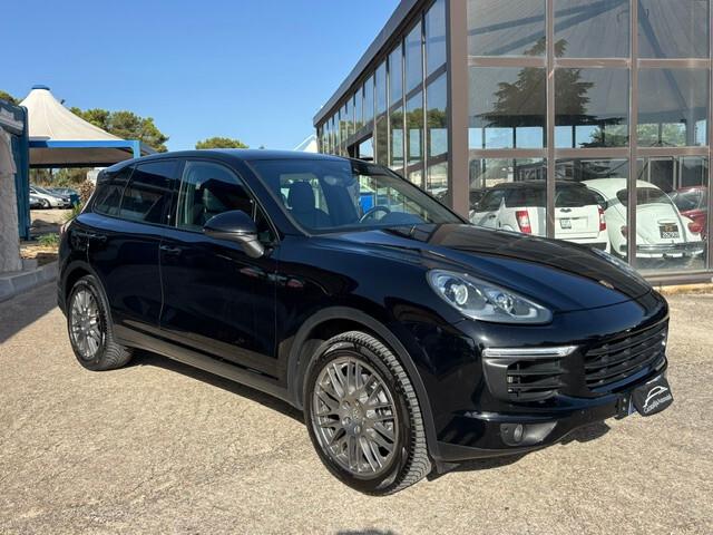Porsche Cayenne 3.0 V6 tdi 262cv tiptronic Restyling 2016