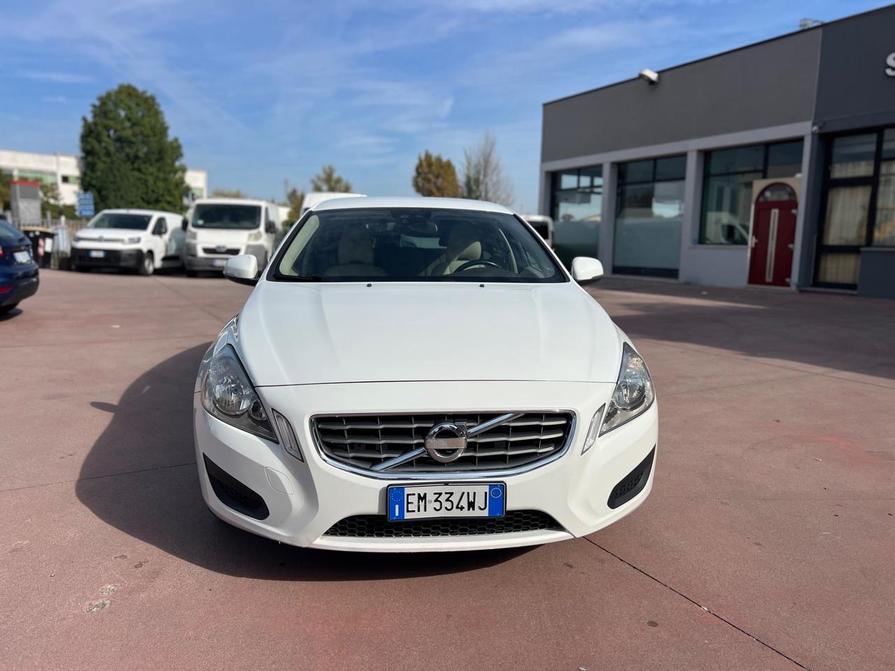 Volvo V60 D3 Geartronic Summum