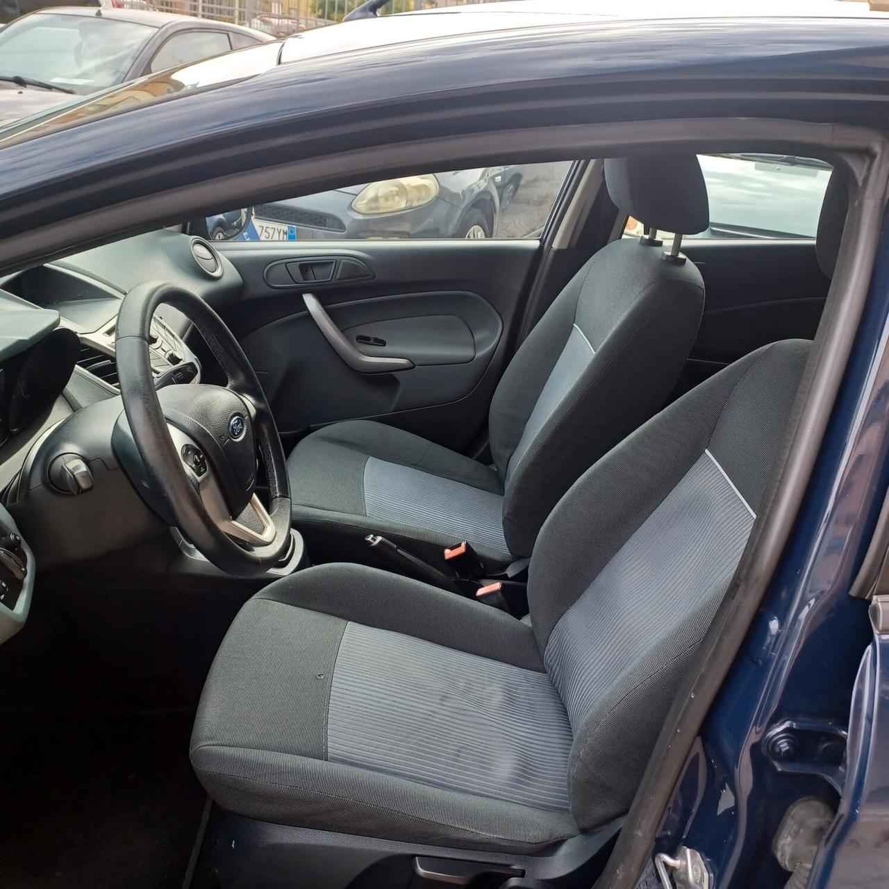 FIESTA 1.4 TDI NEOPATENTATI CON DISTRIBUZIONE E FRIZIONE NUOVI