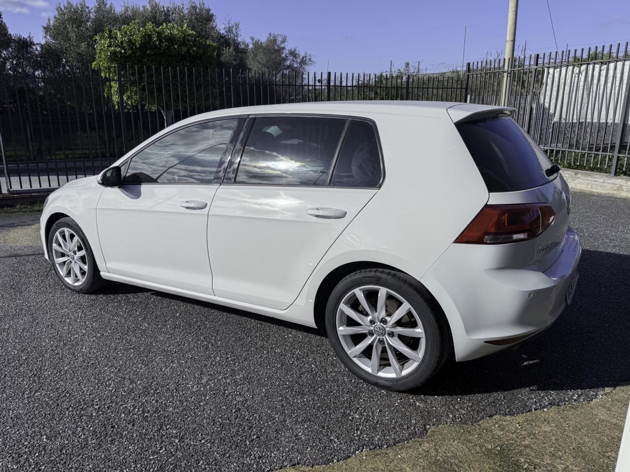 Volkswagen Golf 1.6 TDI DSG 5p. Highline BlueMotion Technology