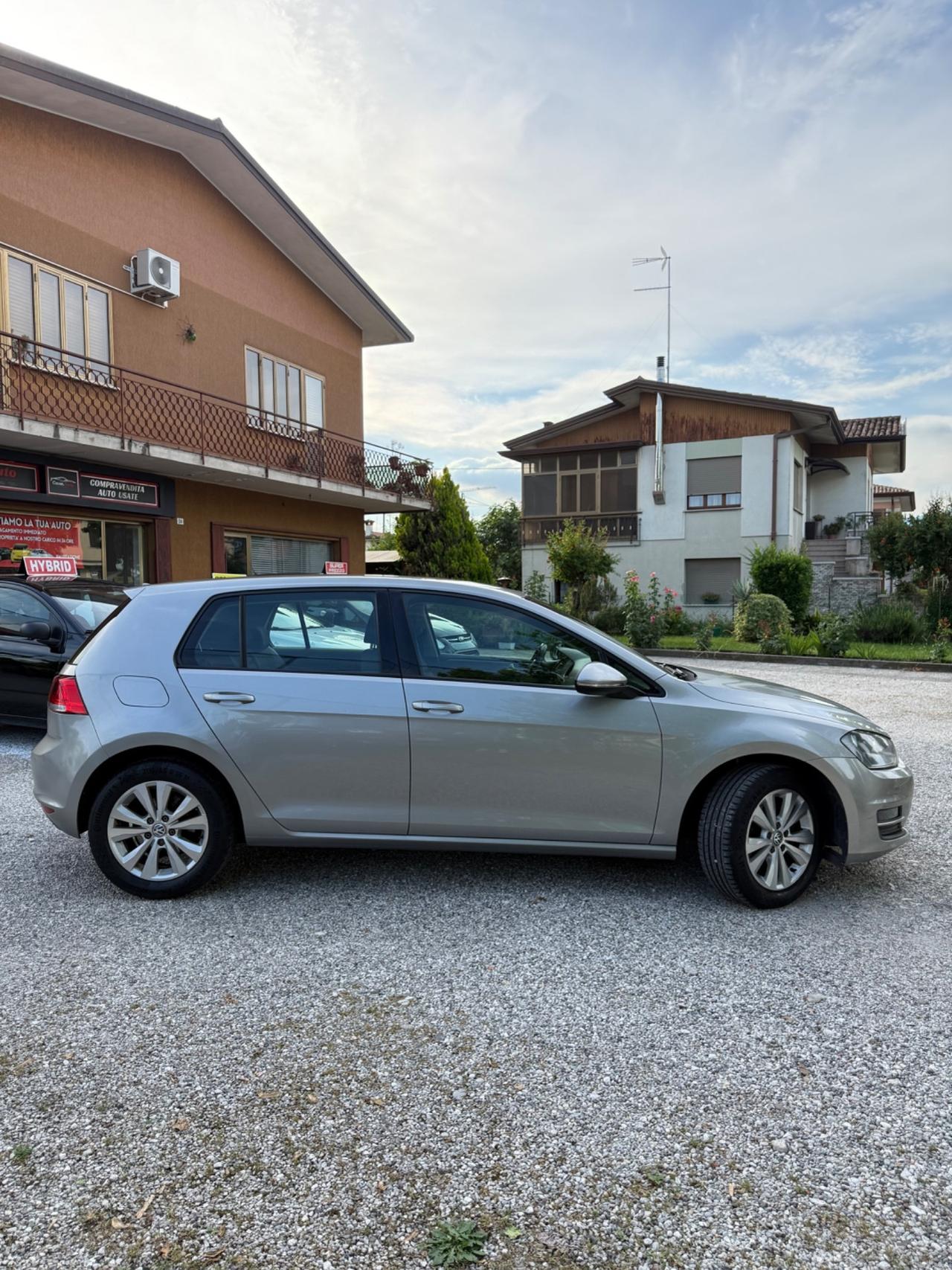 Volkswagen Golf 1.6 TDI DSG 5p. Comfortline BlueMotion Technology
