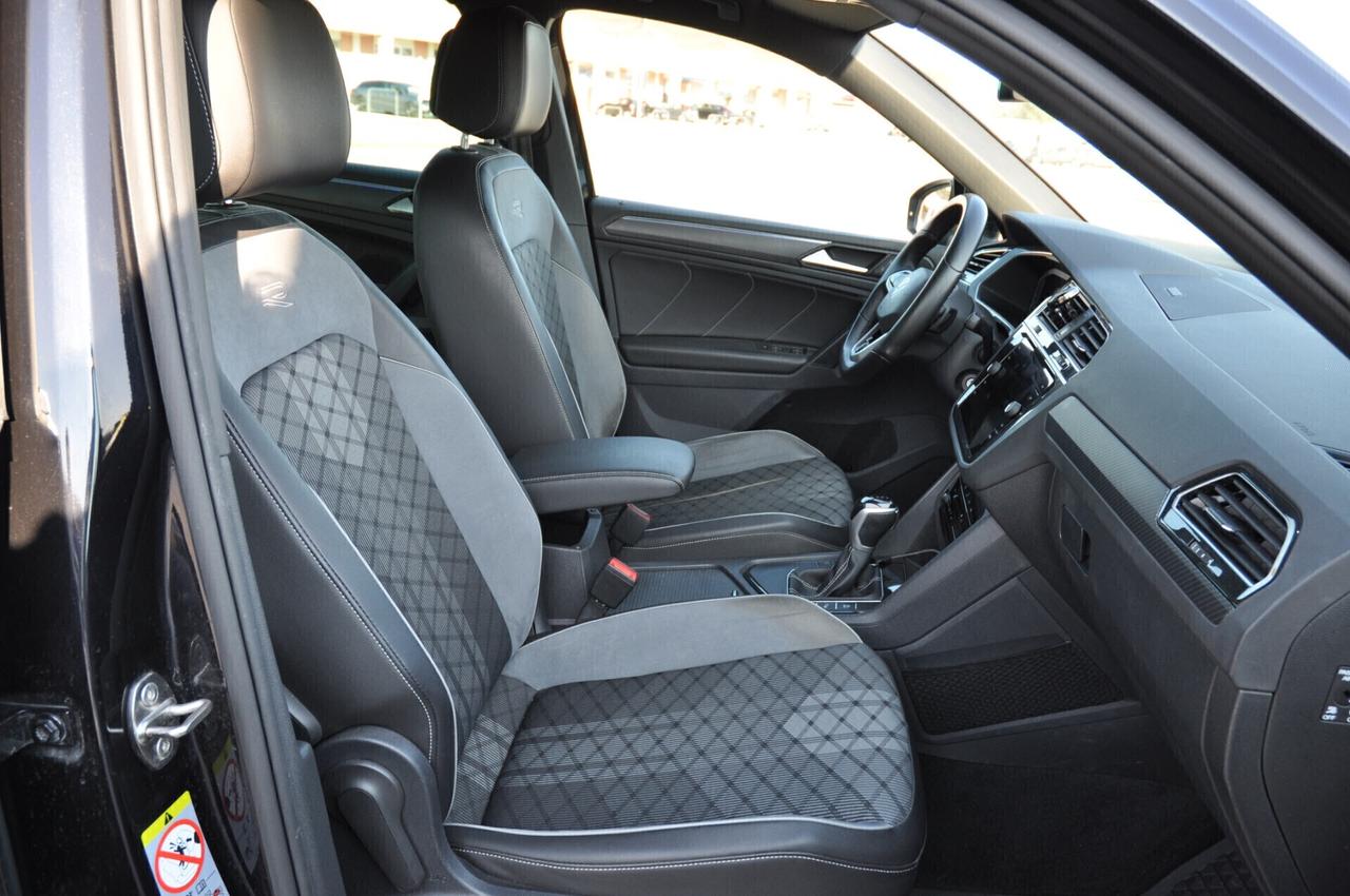 Volkswagen Tiguan 2.0 TDI 150 CV SCR DSG R-Line