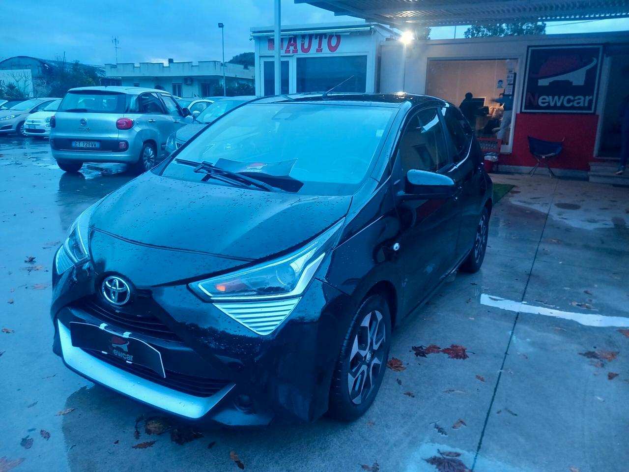 Toyota Aygo 1.0 VVT-i 72 CV 5 porte x-play MMT
