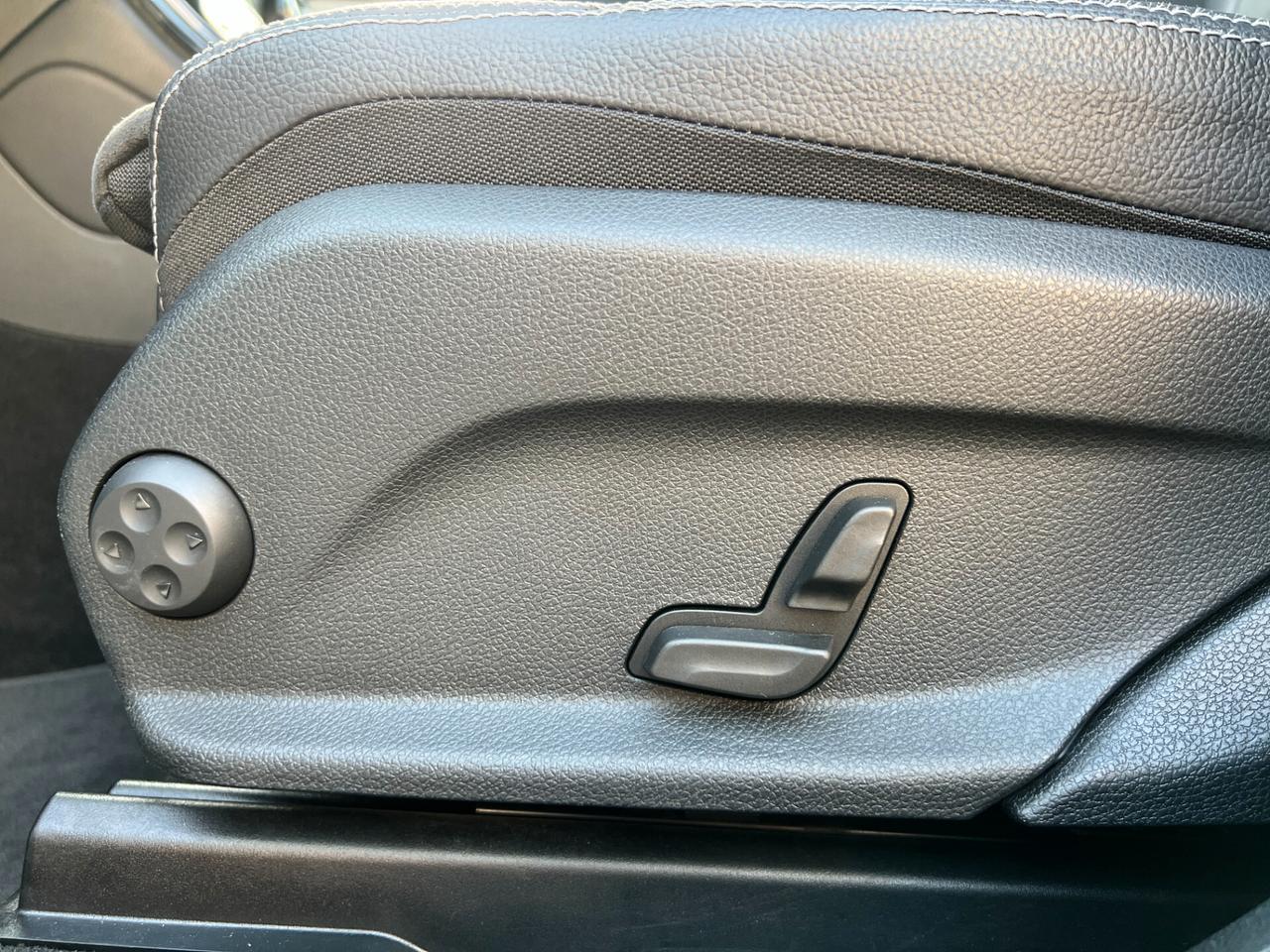 Mercedes-benz GLC 220 Coupè 220d AMG Premium Plus 4matic IVA ESPOSTA