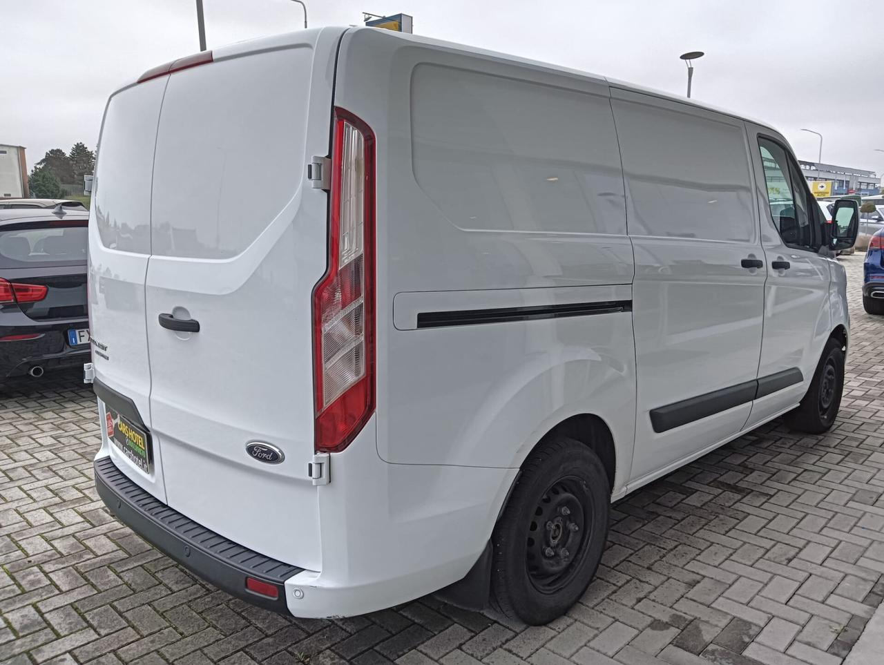 Ford Transit Custom 2.0 UNICO PROPRIETARIO / IVA DEDUCIBILE