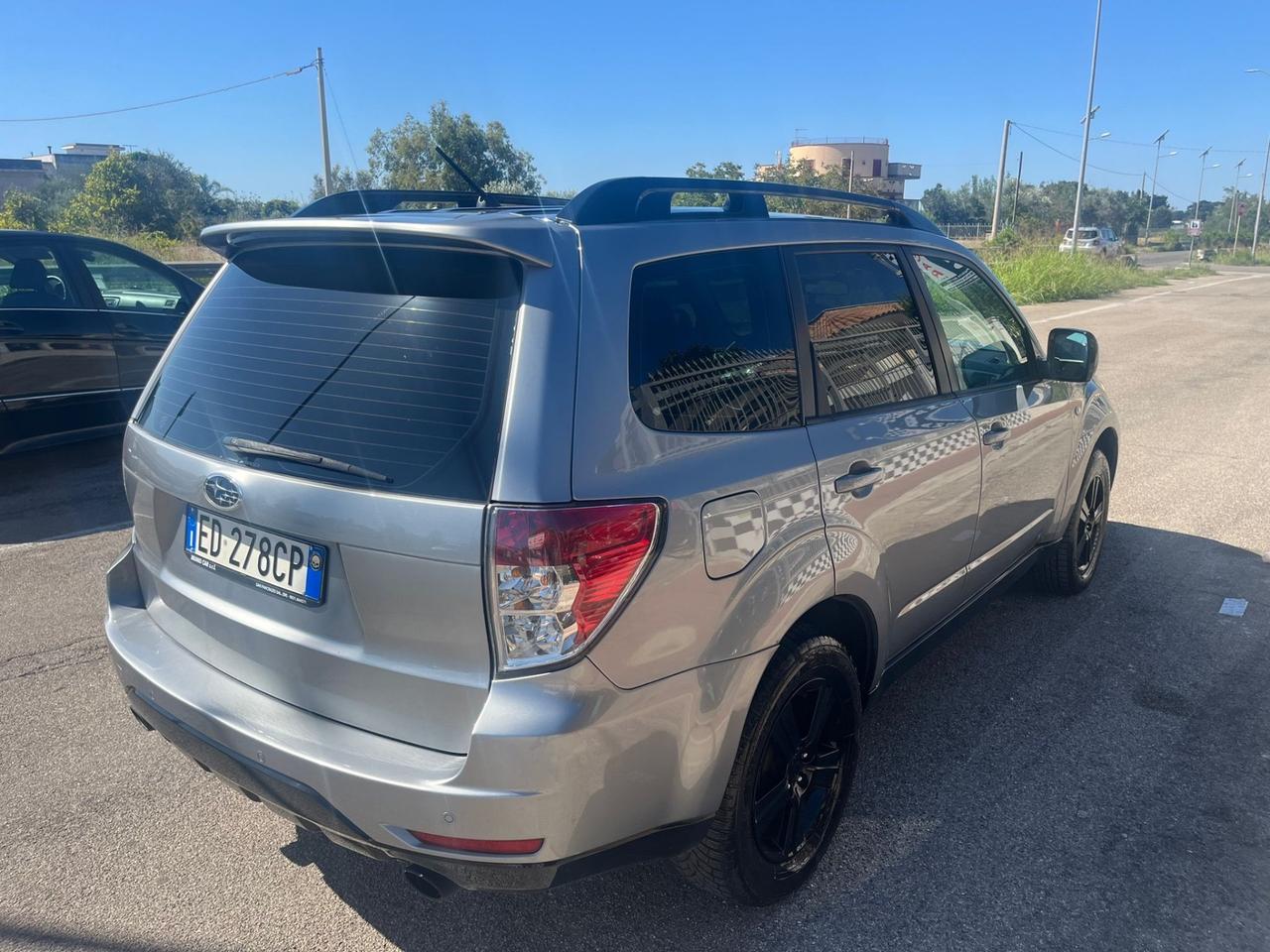 Subaru Forester 2.0D XS 2010