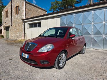 Lancia Ypsilon 1.2 Argento