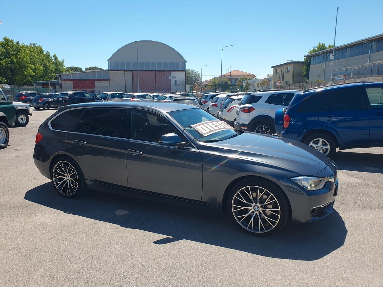 Bmw 318d 143cv touring Luxury Neop 2013