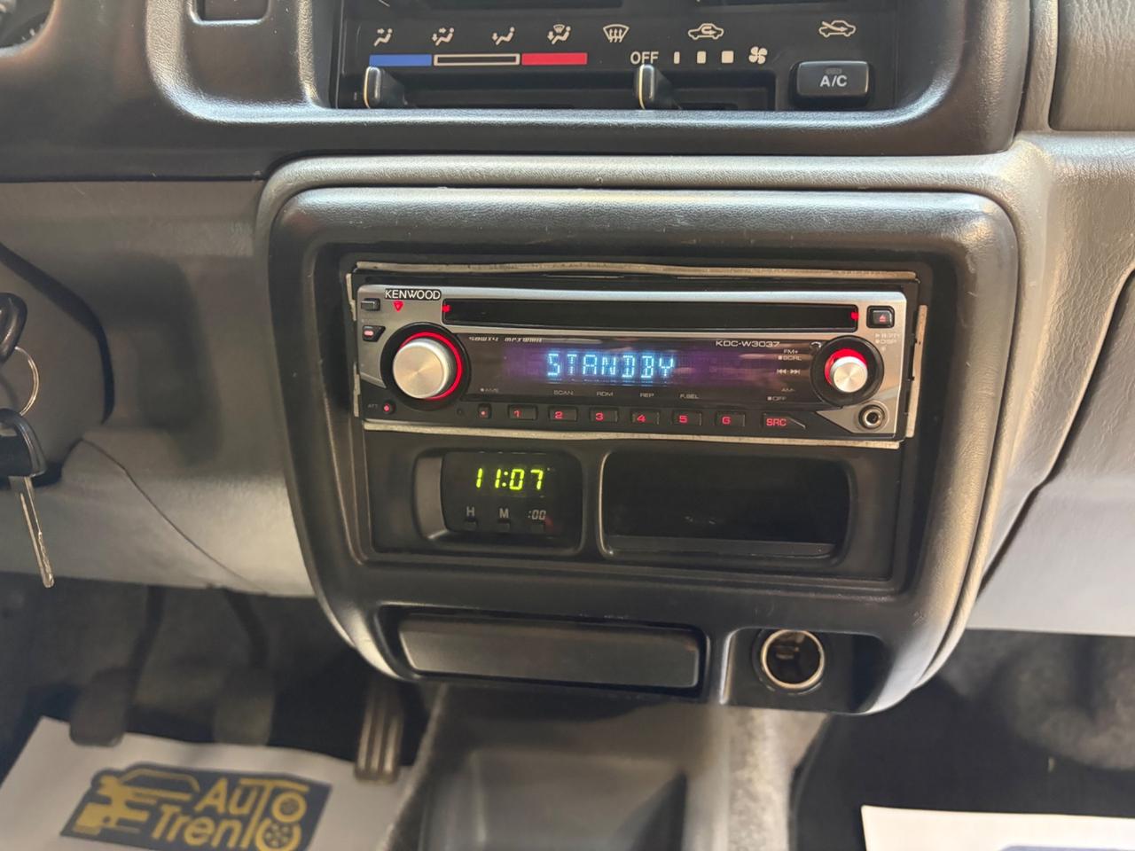 Suzuki Jimny 1.3i 16V cat 4WD JLX GANCIO TRAINO