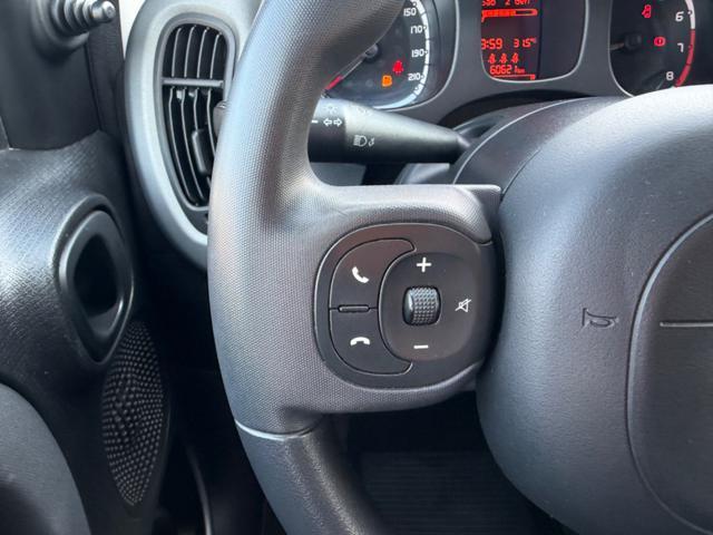 FIAT Panda 1.0 HYBRID CITY LIFE+CLIMATRONIC+SCHERMO+5POSTI