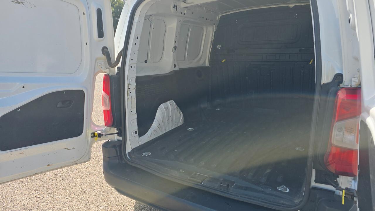 Citroen Berlingo BlueHDi 100 S&S Van 1.6 100 cv 3 posti portata (1000Kg)