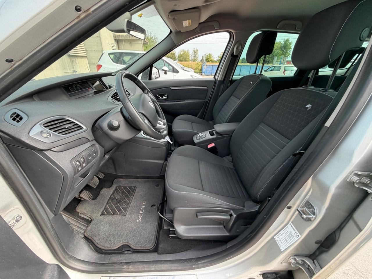 Renault Scenic Scénic dCi 110 CV 7 POSTI