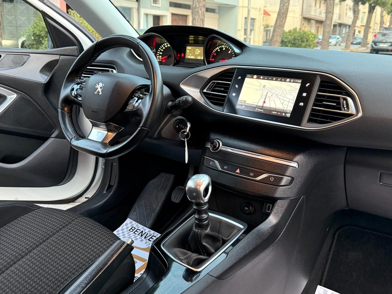 Peugeot 308 1.5 BlueHDi 100 SW NAVI CARPLAY – 2019