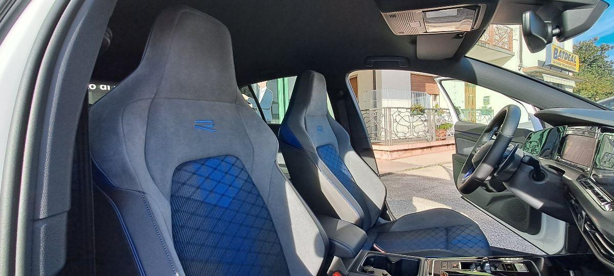 VOLKSWAGEN Golf R 2.0 TSI DSG 4MOTION 5p. BMT