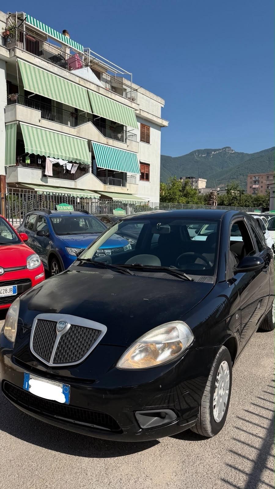 Lancia Ypsilon 1.3 Multijet 16V Platino