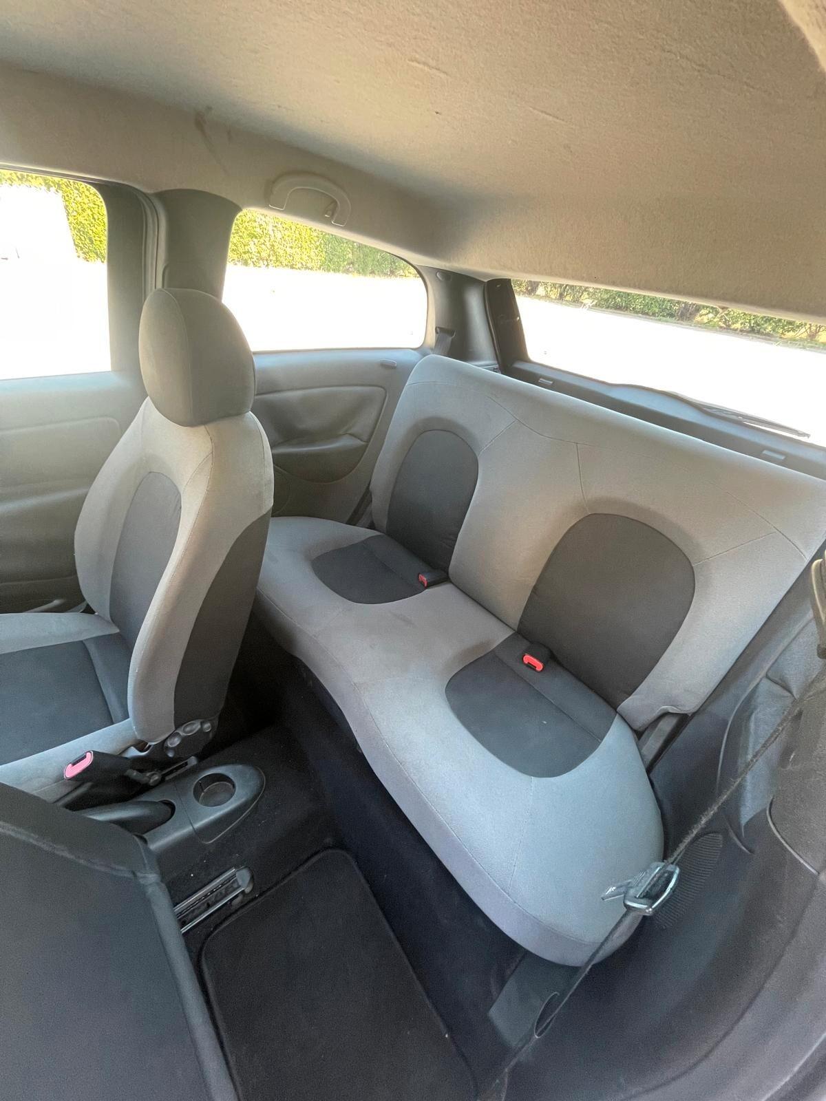 Lancia Ypsilon 1.4 Argento Ecochic GPL