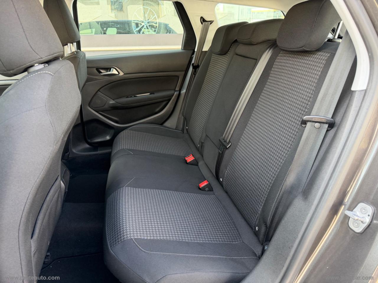 PEUGEOT 308 BlueHDi 130 S&S SW Business