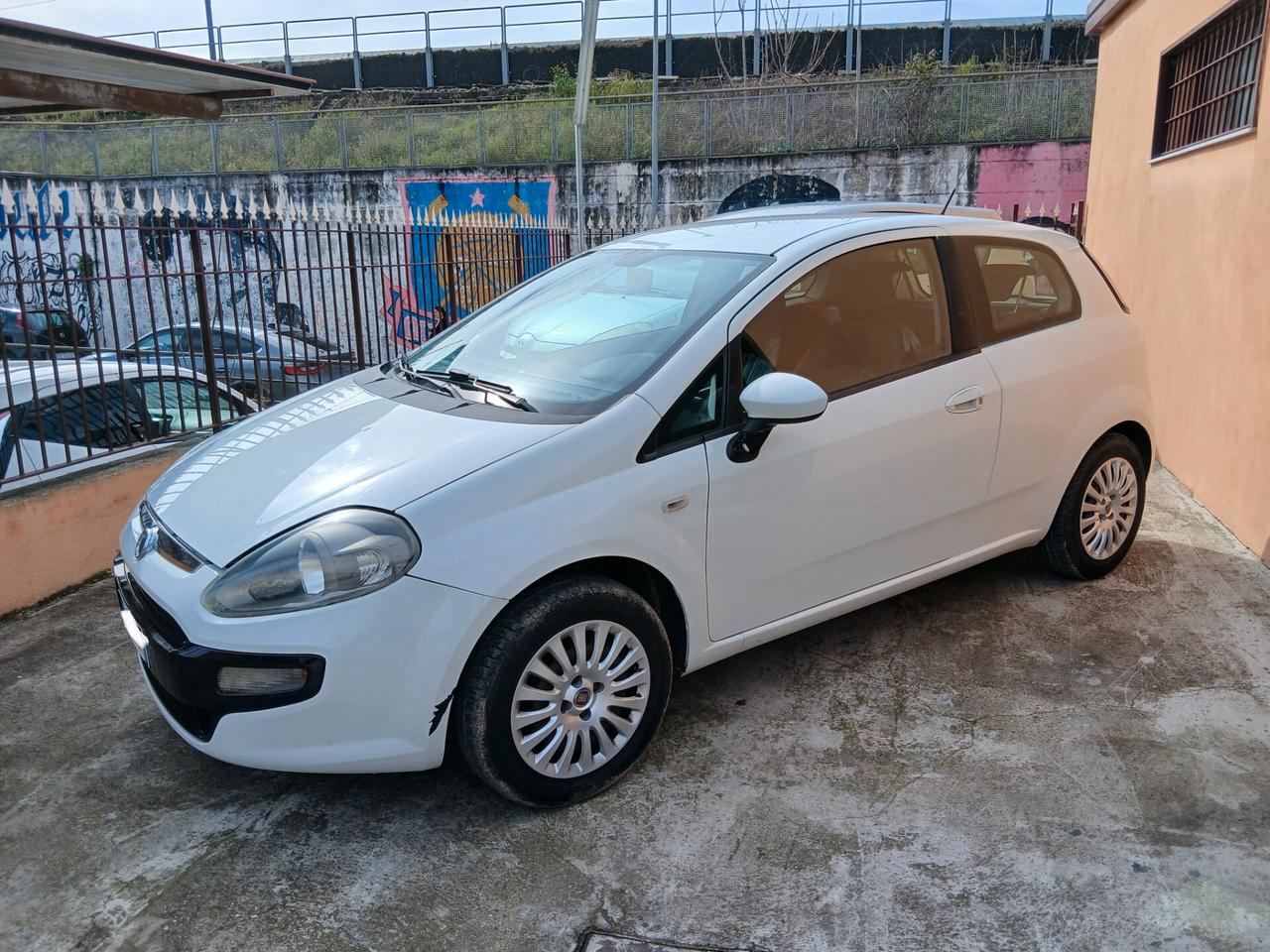 Fiat Punto Evo 1.2 benzina 3 porte full 11