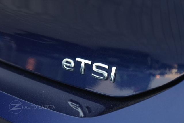 VOLKSWAGEN Golf 1.0 eTSI EVO DSG Life