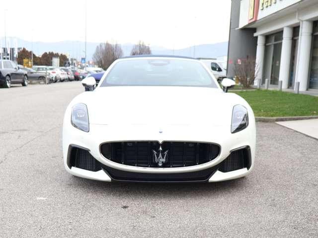 Maserati GranCabrio Trofeo - IN SEDE