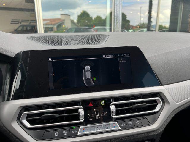 BMW 318 iA Touring Business Advantage StepTronic 156cv