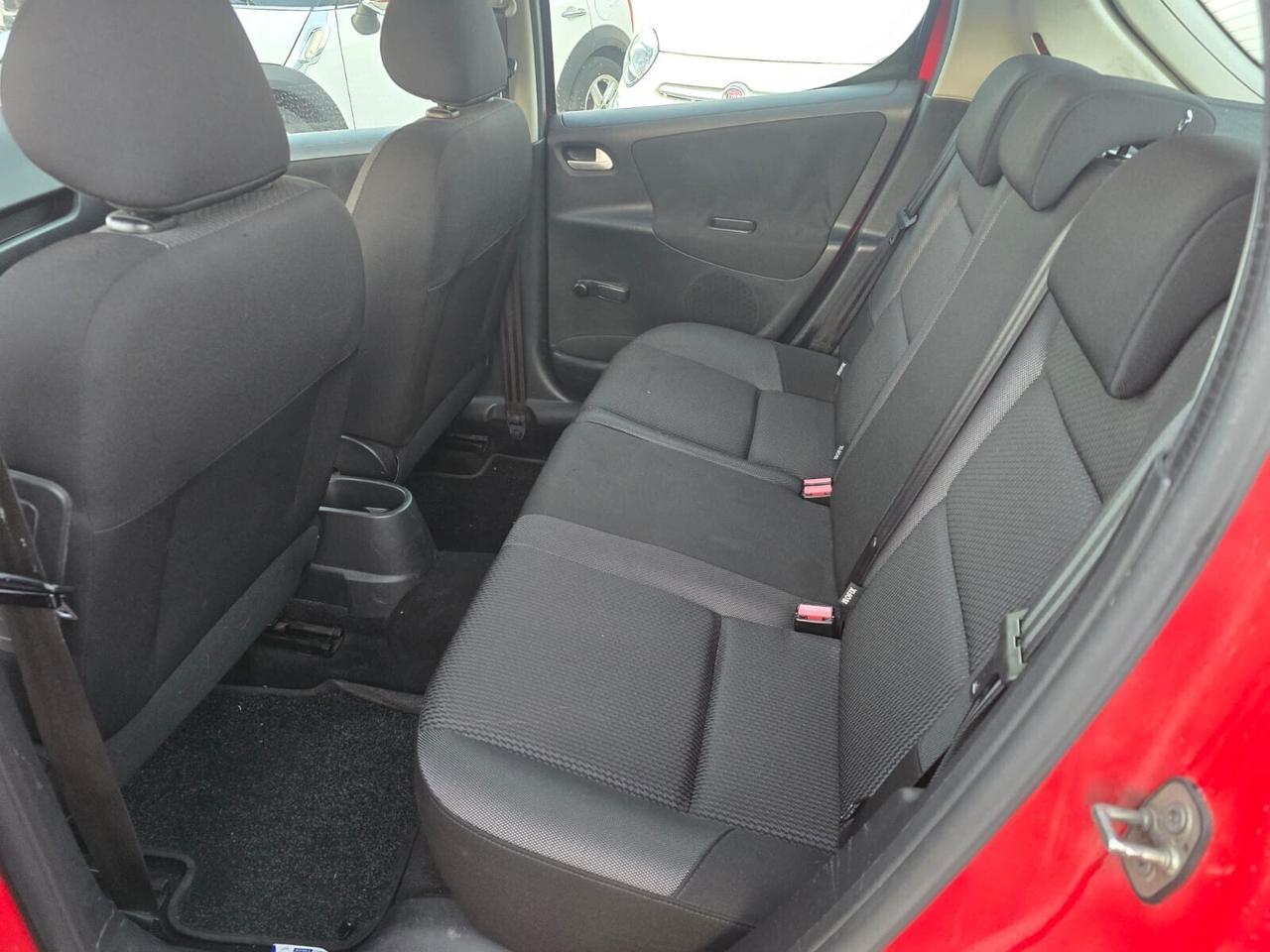 Peugeot 207 Plus 1.4 HDi 70CV 5 porte