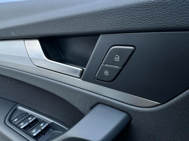 AUDI Q5 40 TDI quattro S tronic S line