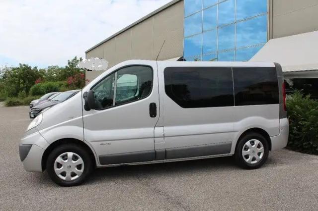 Renault Trafic 2.5 tdCi 115cv 9 posti Motore Nuovo