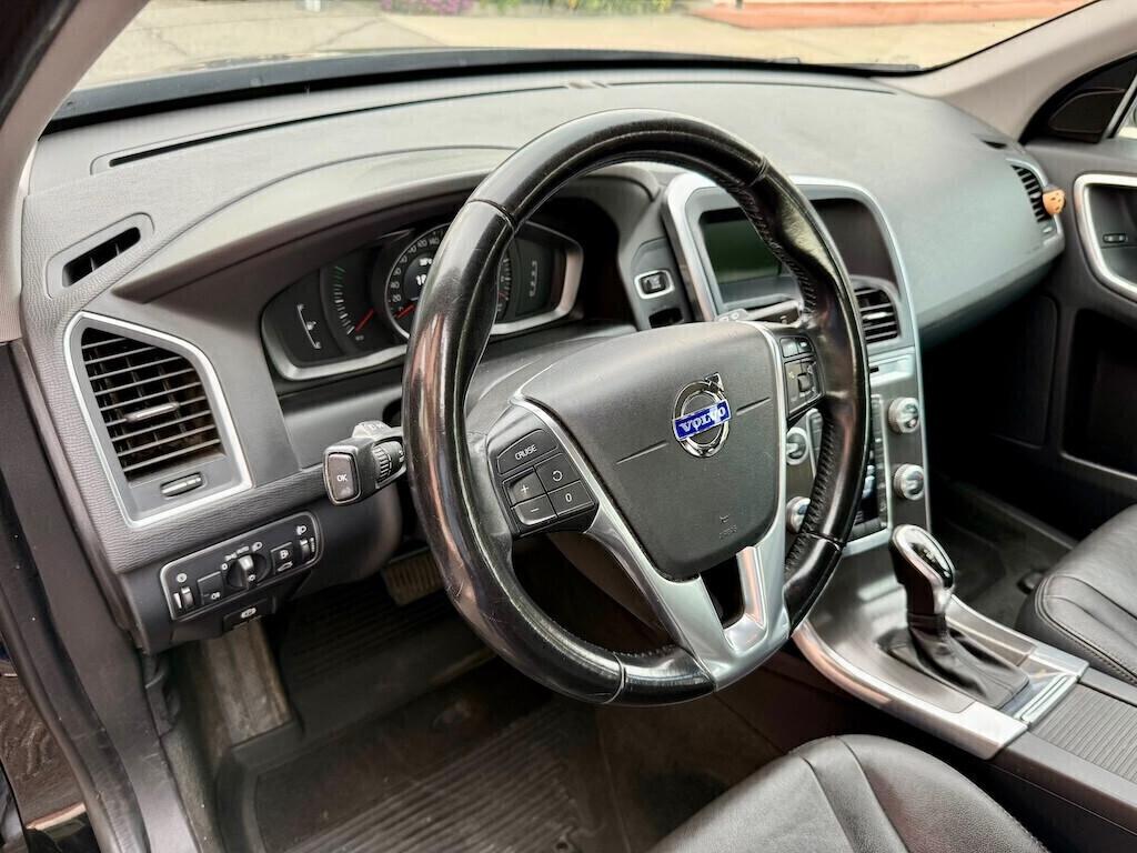Volvo XC 60 D4 AWD Geartronic Momentum