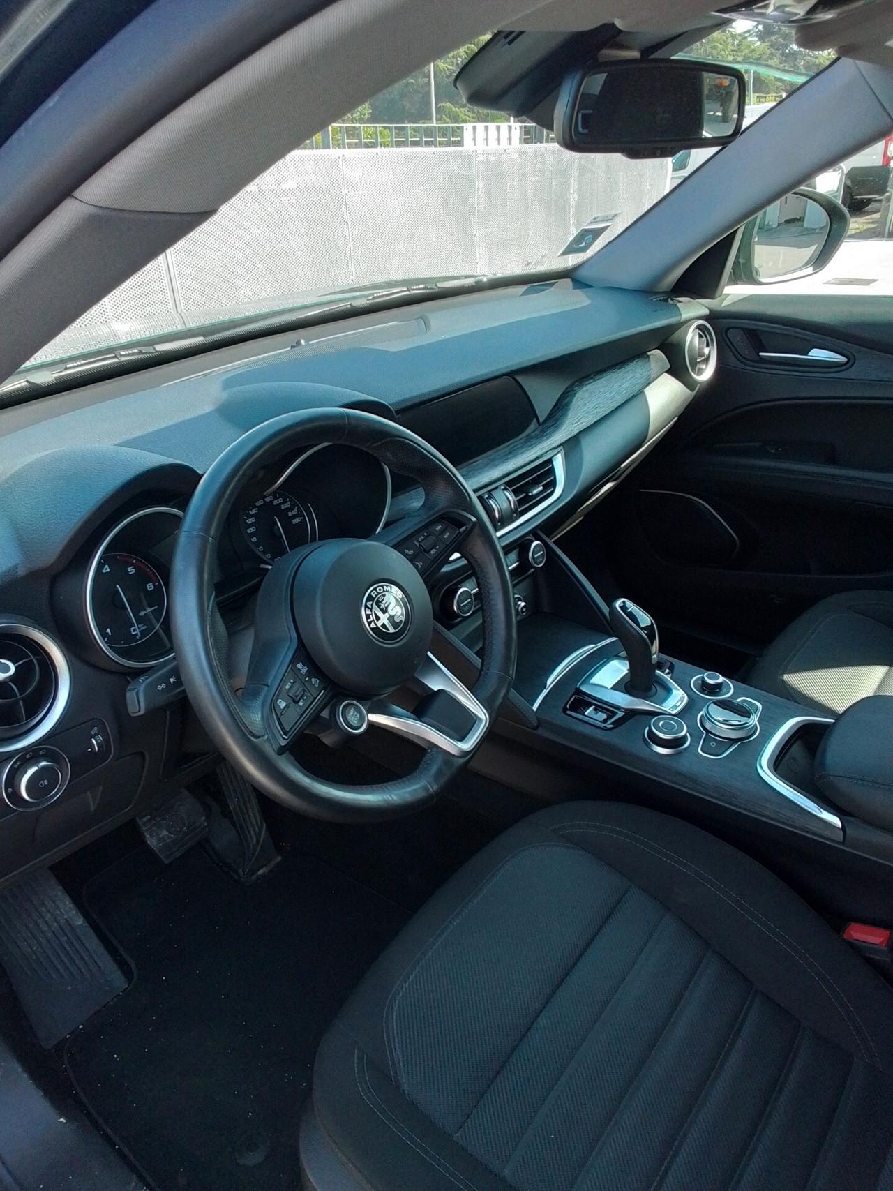 Alfa Romeo Stelvio 2.2 Turbodiesel 190 CV AT8 Q4 Executive