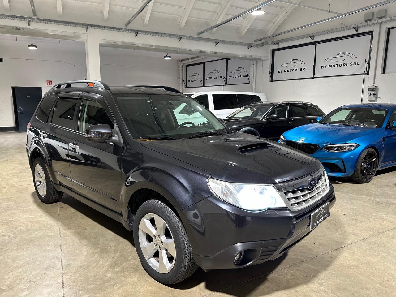 Subaru Forester 2.0d 4WD - RETOCAMERA - SEDILI RISCALDATI - CRUISE