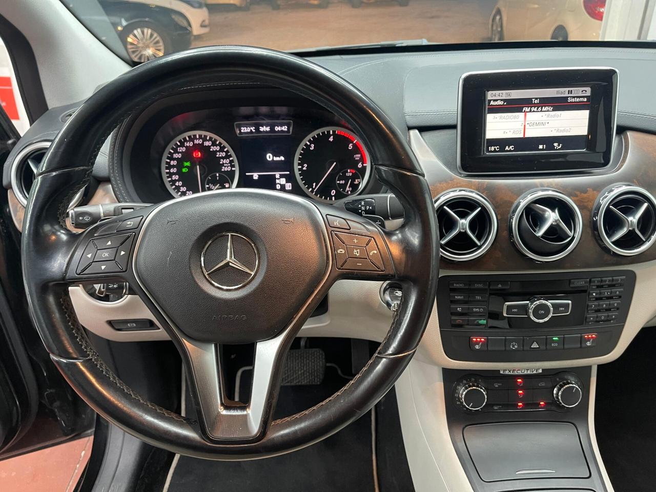 Mercedes-benz B 180 CDI BlueEFFICIENCY Executive