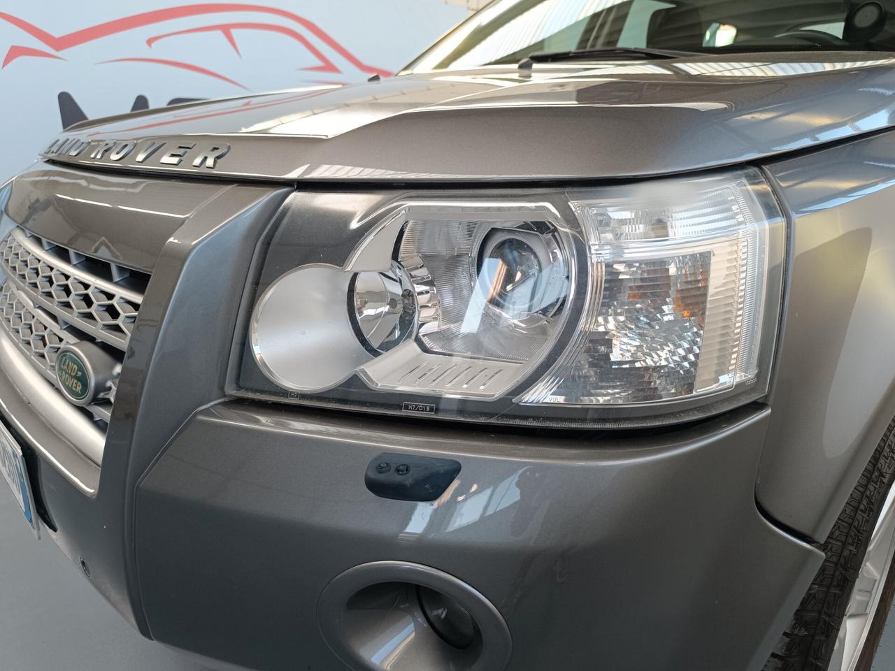 Land Rover Freelander 2.2 TD4 S.W. SE