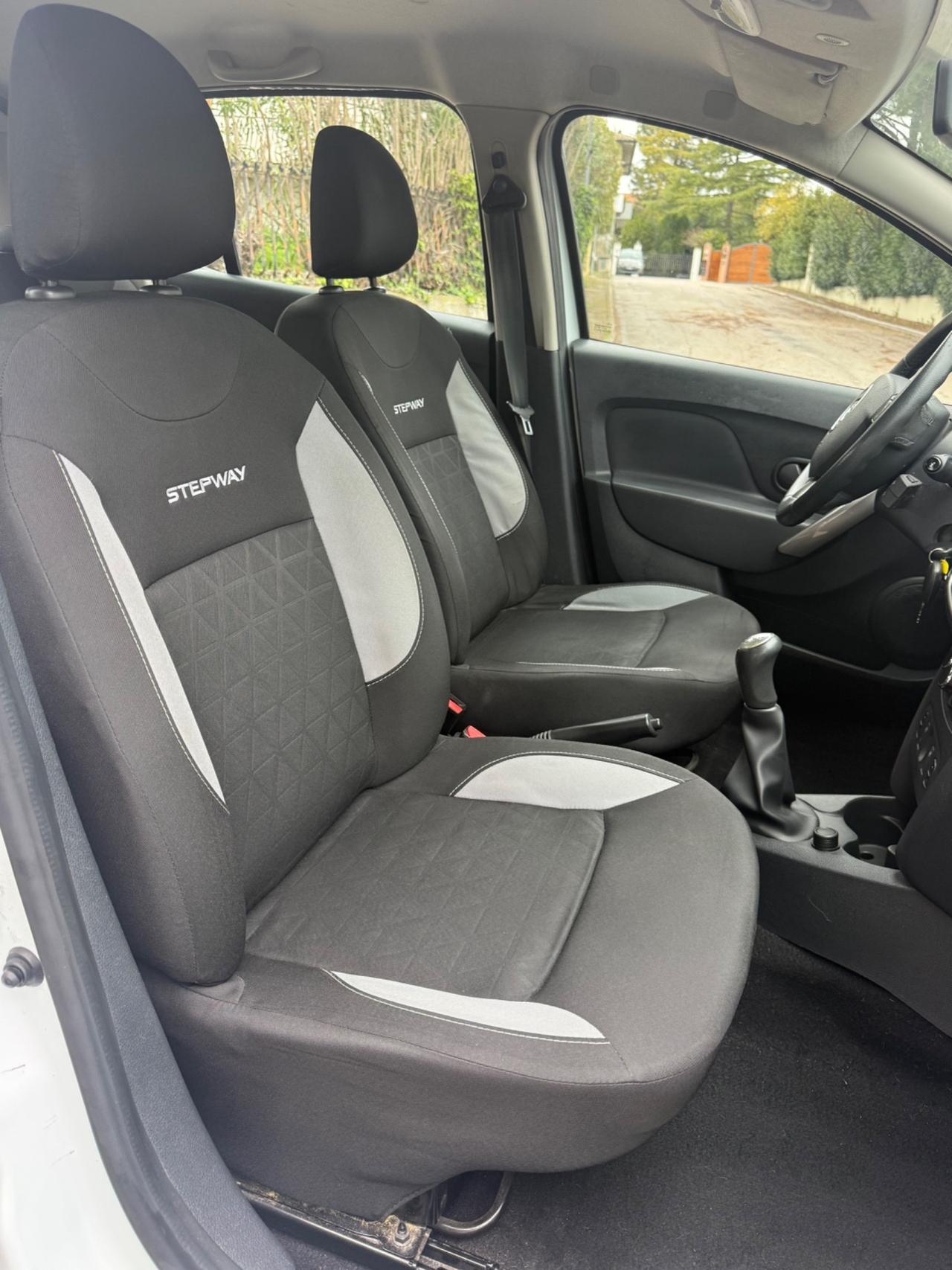 Dacia sandero stepway benzina NEOPATENTATI unipropr