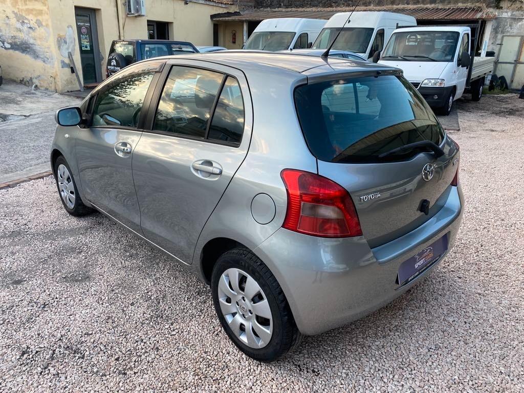 Toyota Yaris 1.4 D-4D 5 porte Sol