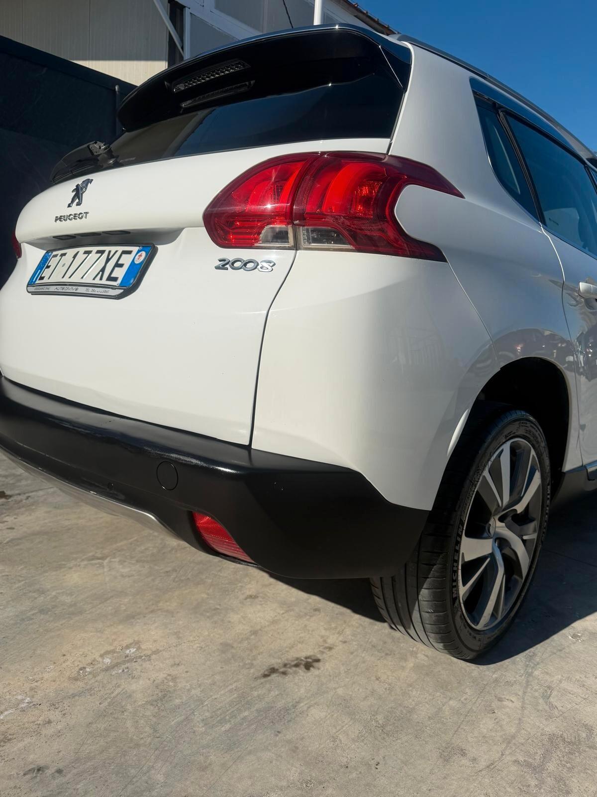 Peugeot 2008 1.6 e-HDi 92 CV Stop&Start Allure